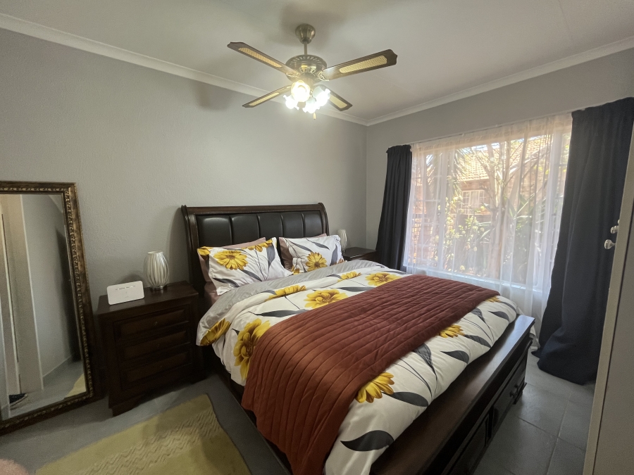 3 Bedroom Property for Sale in Safari Gardens North West